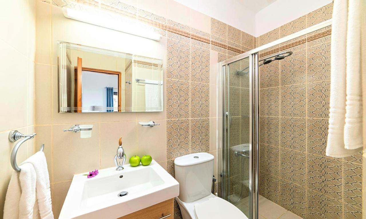 Du Lac Villas Kournas Экстерьер фото