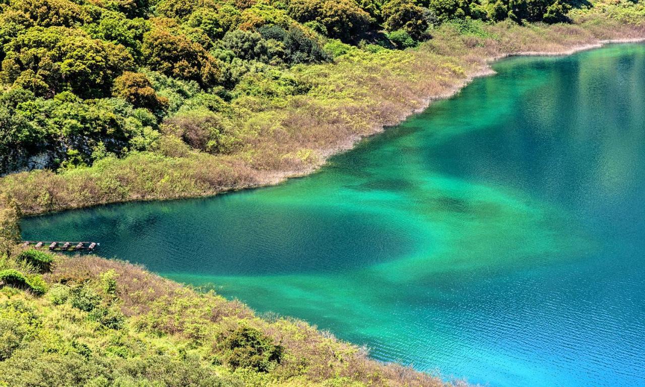 Du Lac Villas Kournas Экстерьер фото