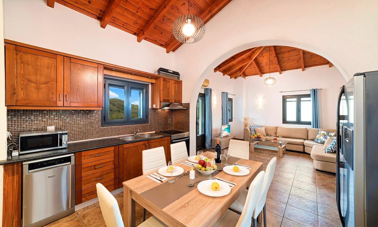 Du Lac Villas Kournas Экстерьер фото