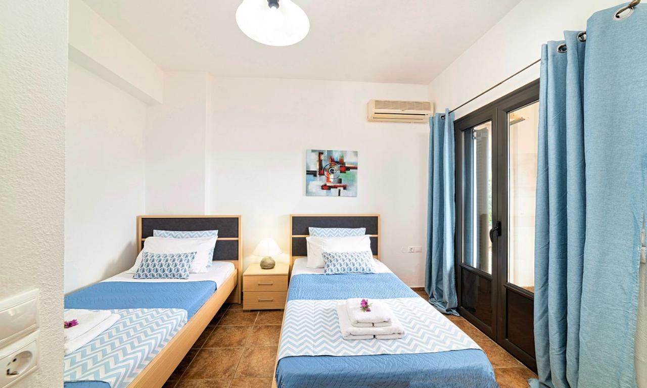 Du Lac Villas Kournas Экстерьер фото